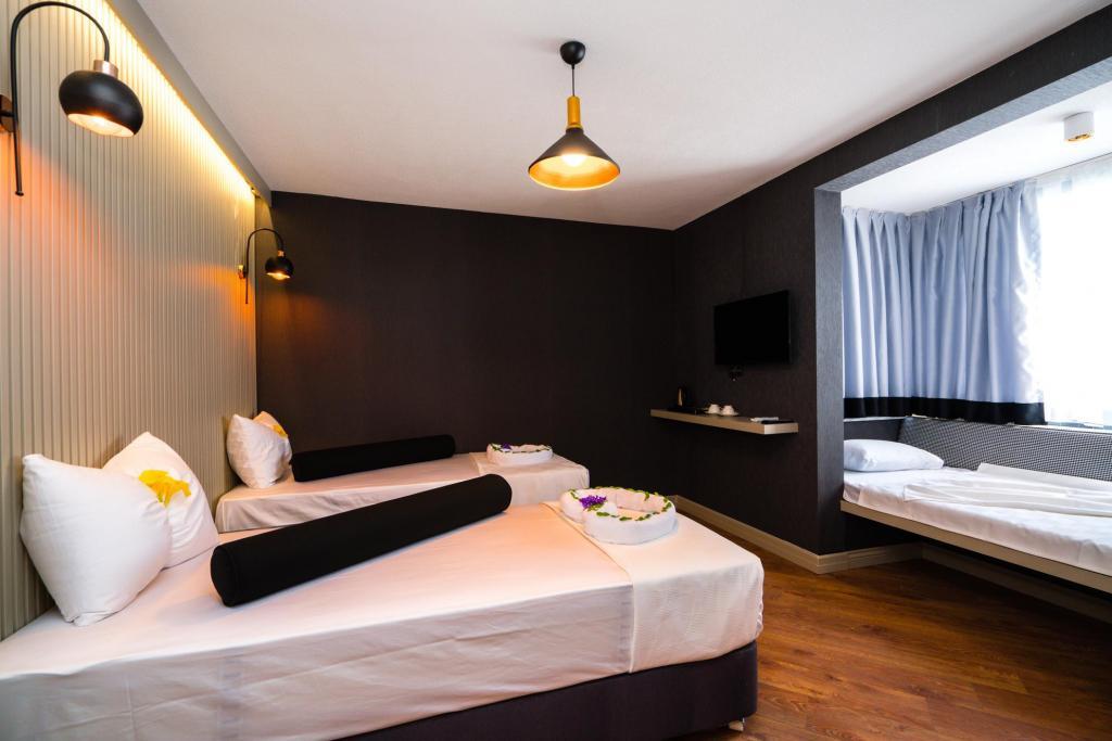 Basel Hotel — 3