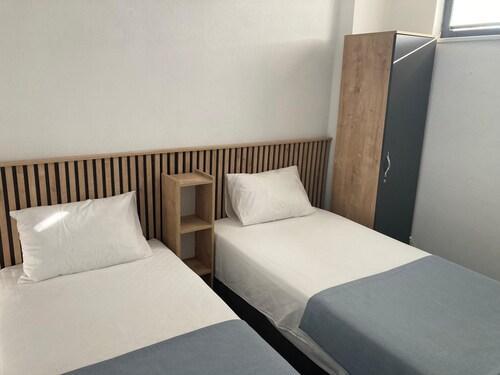 Bazyel Otel — 3