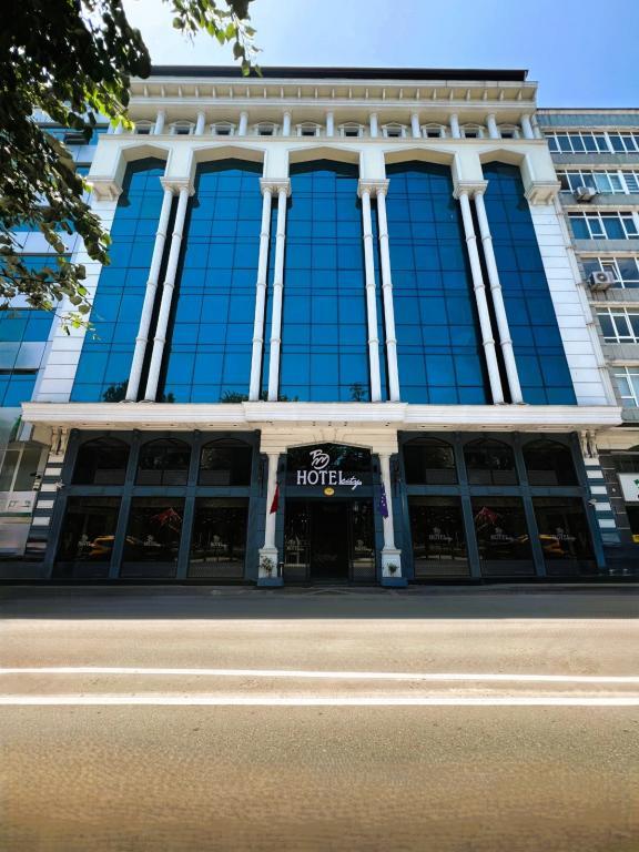 BM Hotel City — 1