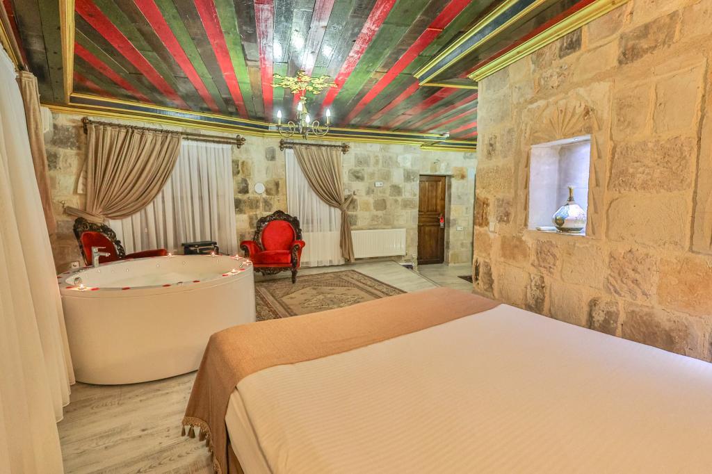 Bedrock Cave Hotel — 6