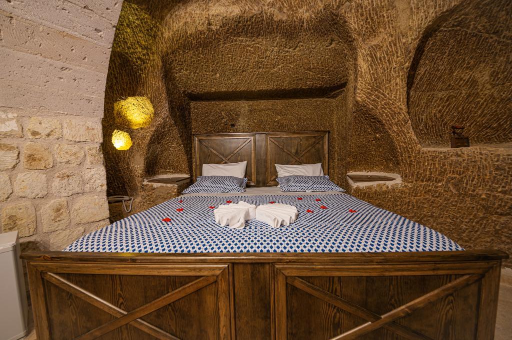 Belenus Cave Hotel — 8
