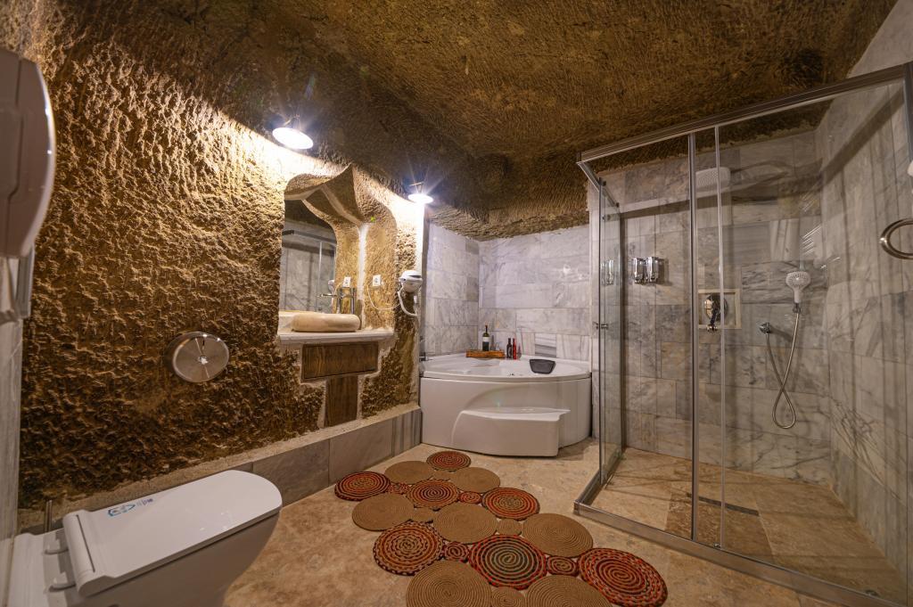 Belenus Cave Hotel — 9
