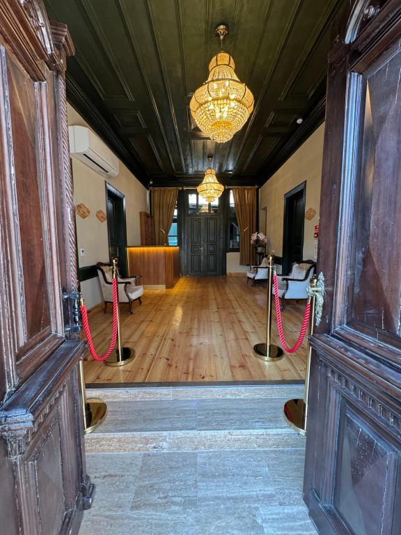 Bem Lion Inn — 9