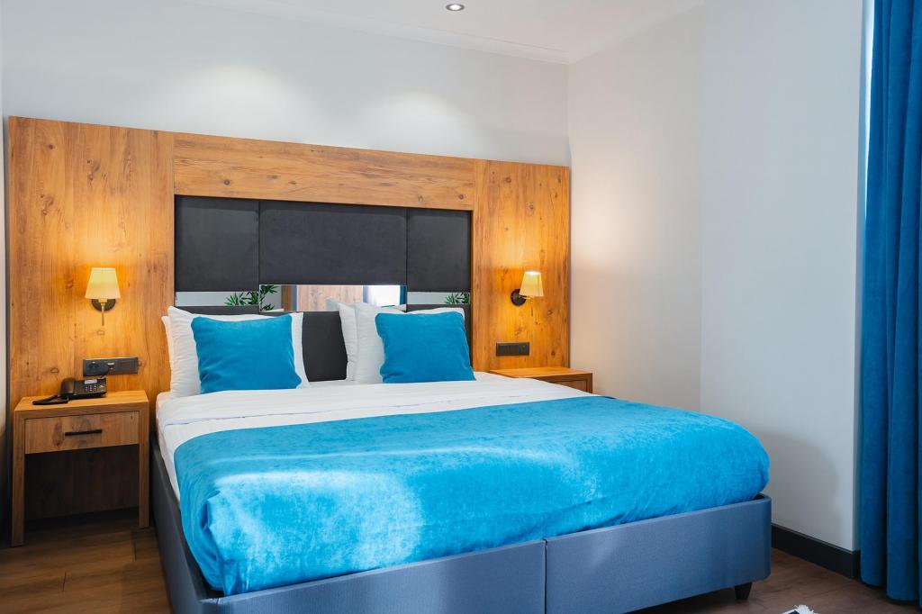 Berlin Suite Hotel — 7