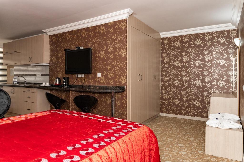 Berraksu Hotel — 10