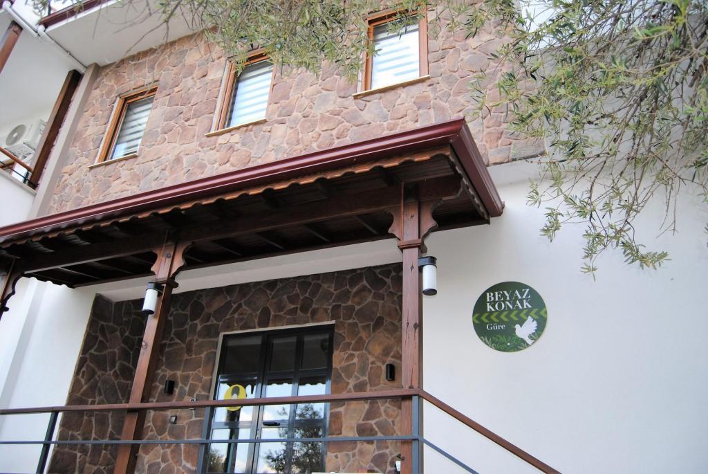 Beyaz Konak Güre — 1