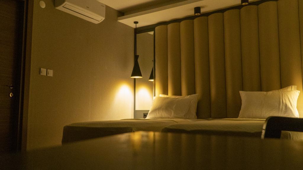 Bloom Suite — 8
