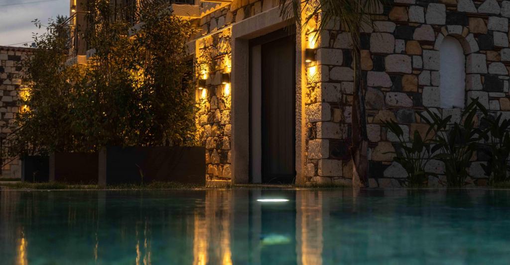 Canata Hotel Çeşme — 10