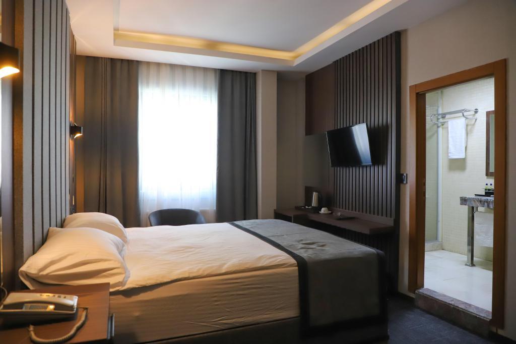 Cenas Otel — 10