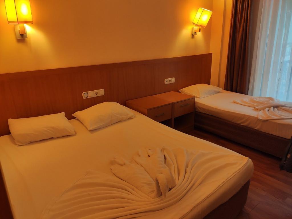 Club Herakles Hotel — 10
