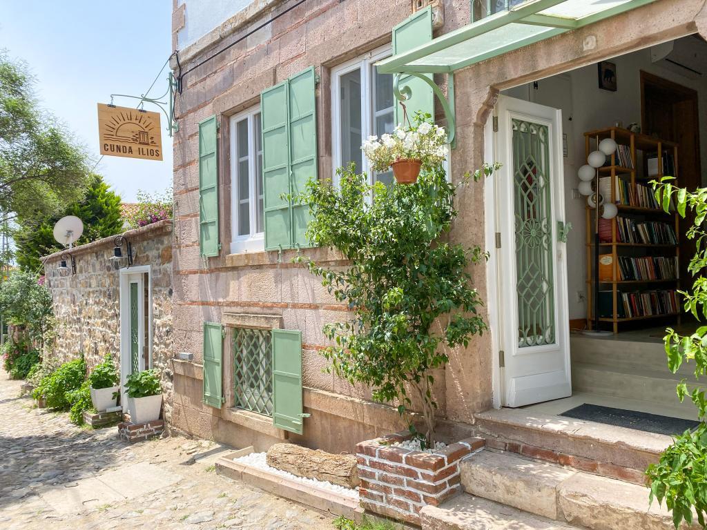 Cunda Ilios — 1
