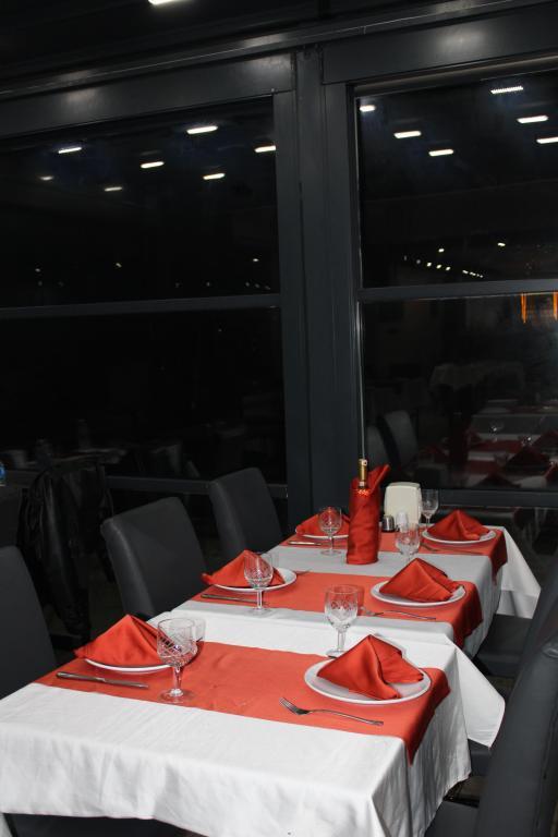 Deniz Otel — 1