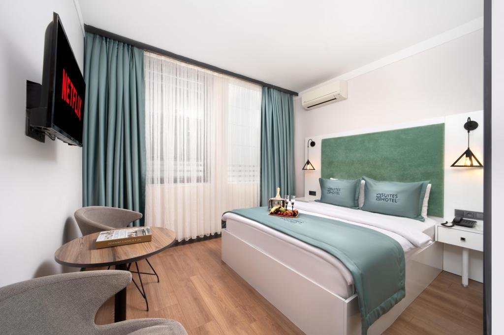 Des Suites Hotel — 10
