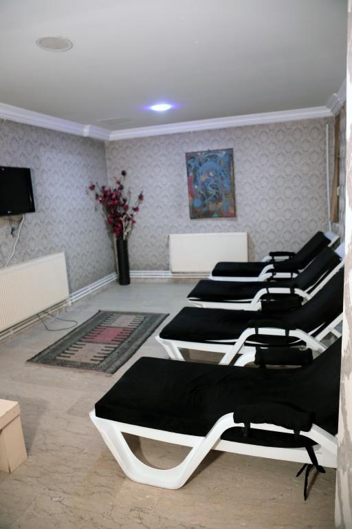 Dimet Park Hotel — 8