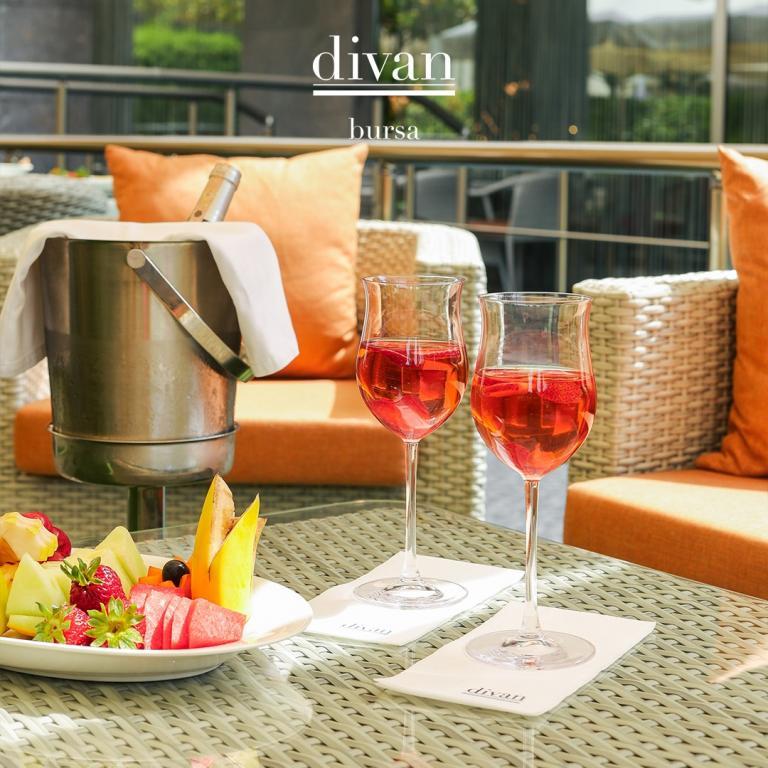 Divan Bursa — 4