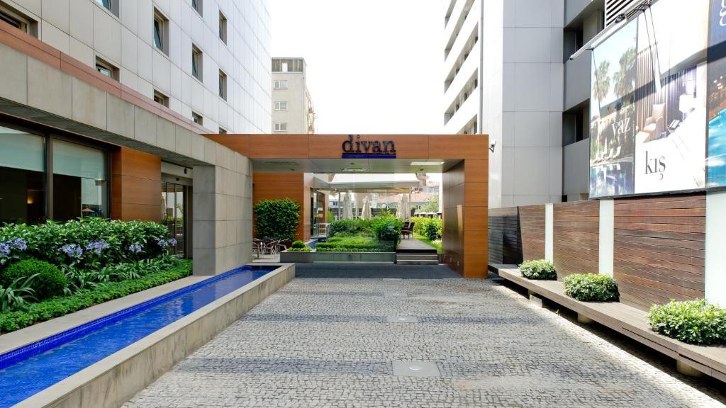 Divan İstanbul City — 2