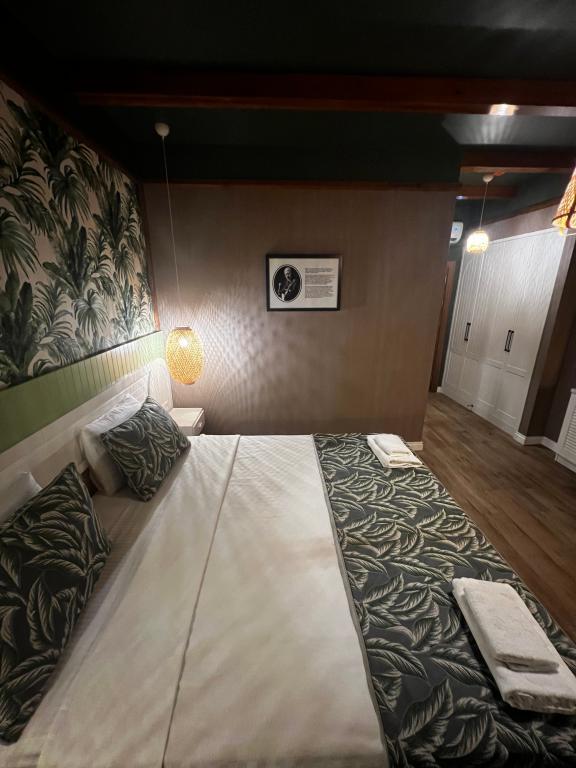 Dolphin Park Hotel — 1