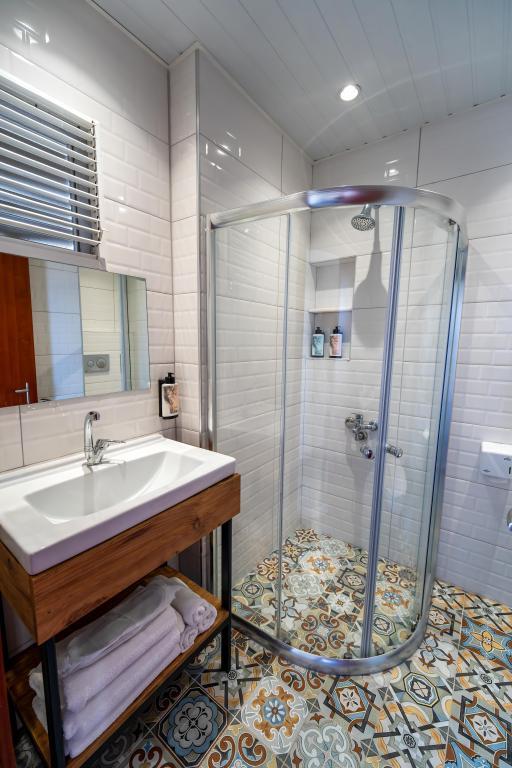 Efes Otel — 7