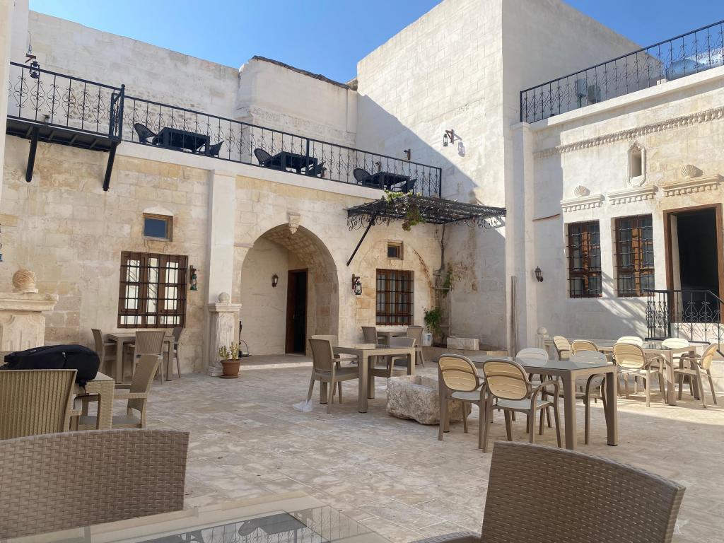 Efruzhan Hotel — 8