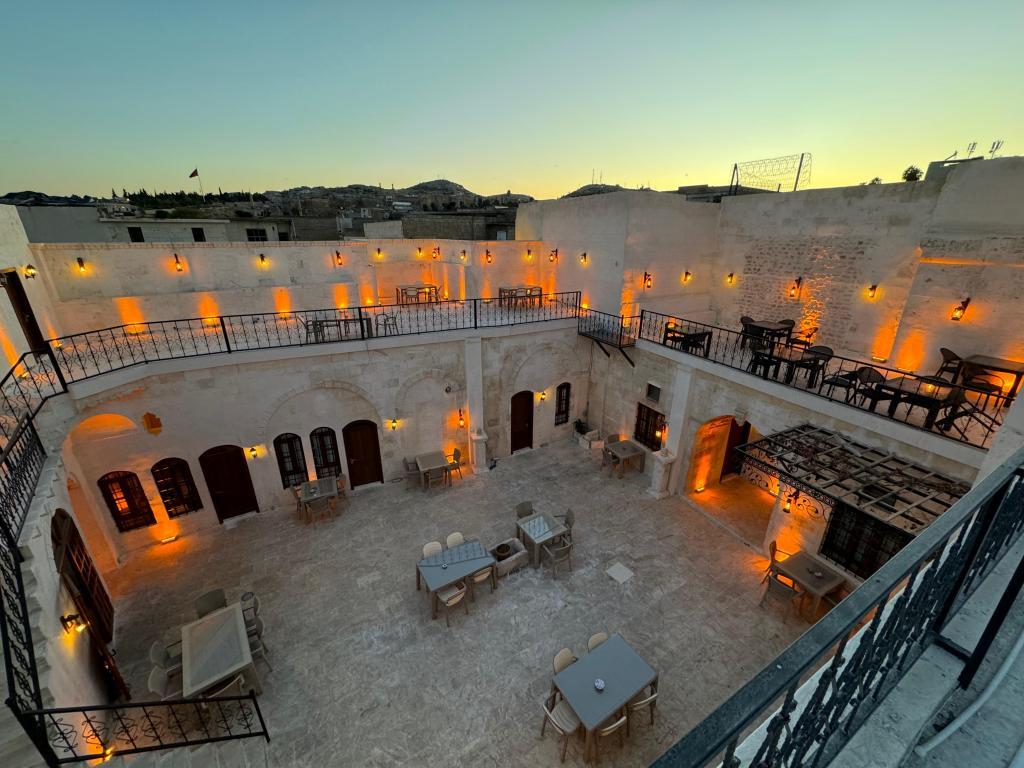 Efruzhan Hotel — 4