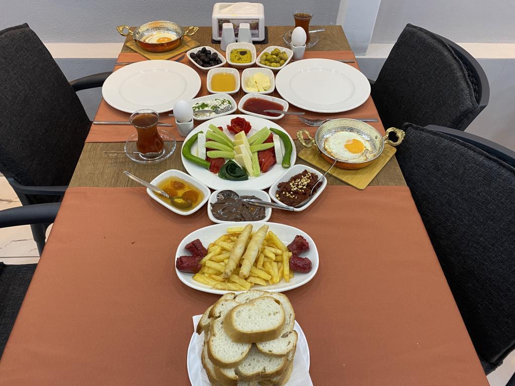 Eraliz Hotel Buca — 6