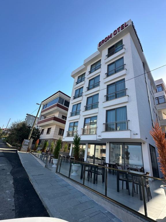 Erom Otel — 1