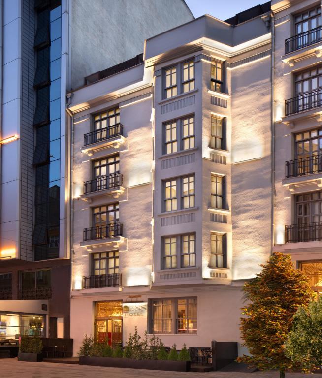 Ess Hotel — 1