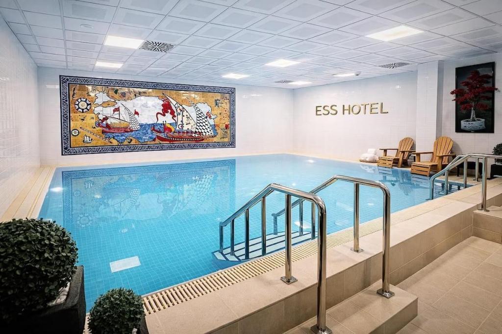 Ess Hotel — 4