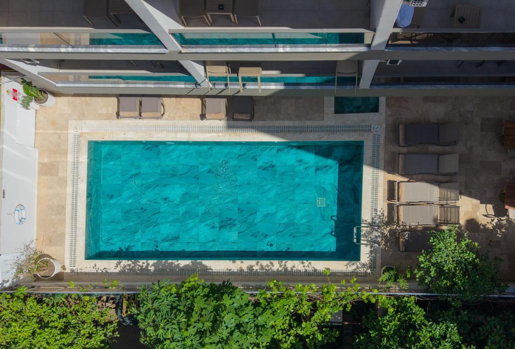 Fifty5 Suite Hotel — 8