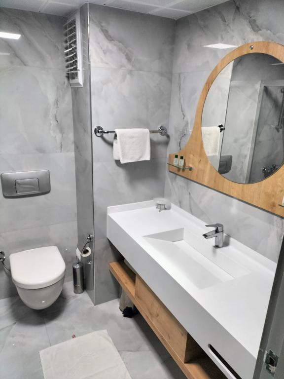 Grand Hotel Uzcan Uşak — 4