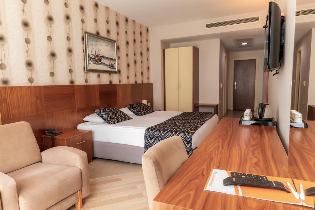 Grand Karot Hotel — 9