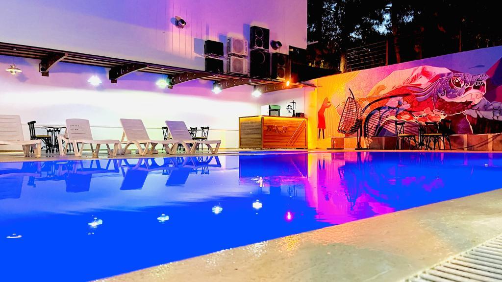 Grand Lavin Hotel — 3