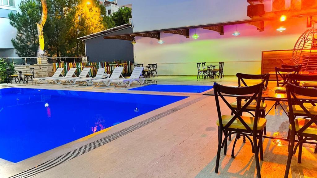 Grand Lavin Hotel — 7