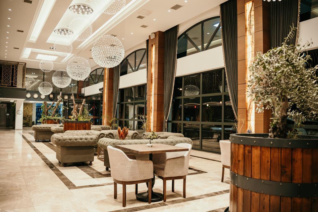 Grand Vaves Otel — 4