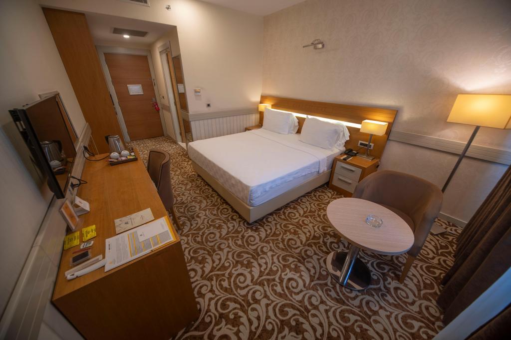 Grand İtimat Hotel — 8