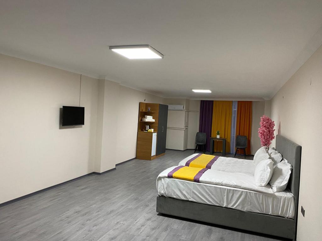 Güner City Hotel — 3