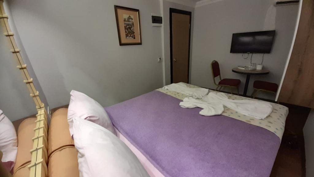 Gvar Apart Otel — 6