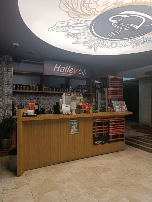Halley Otel — 9