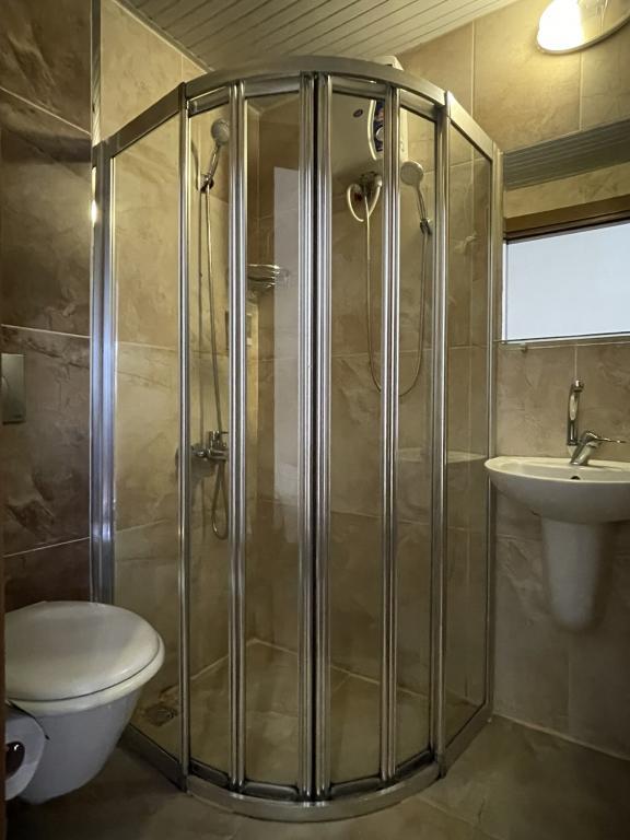 Held Hotel — 3