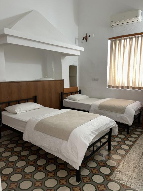 Held Hotel — 8