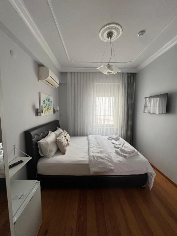 Hera Butik Otel — 9