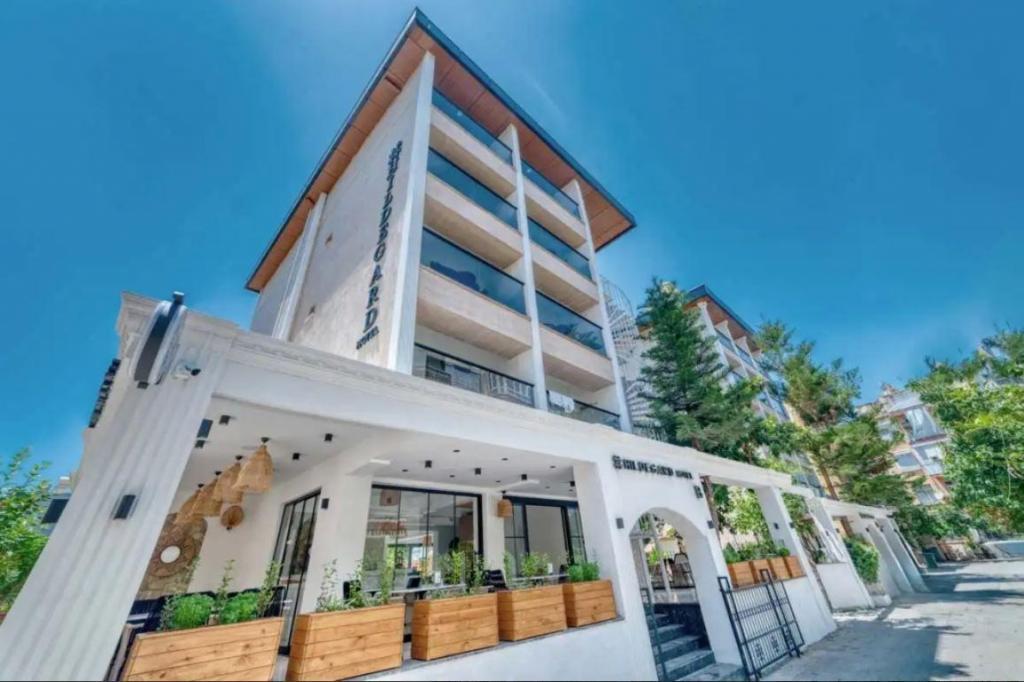 Hildegard Hotel — 1