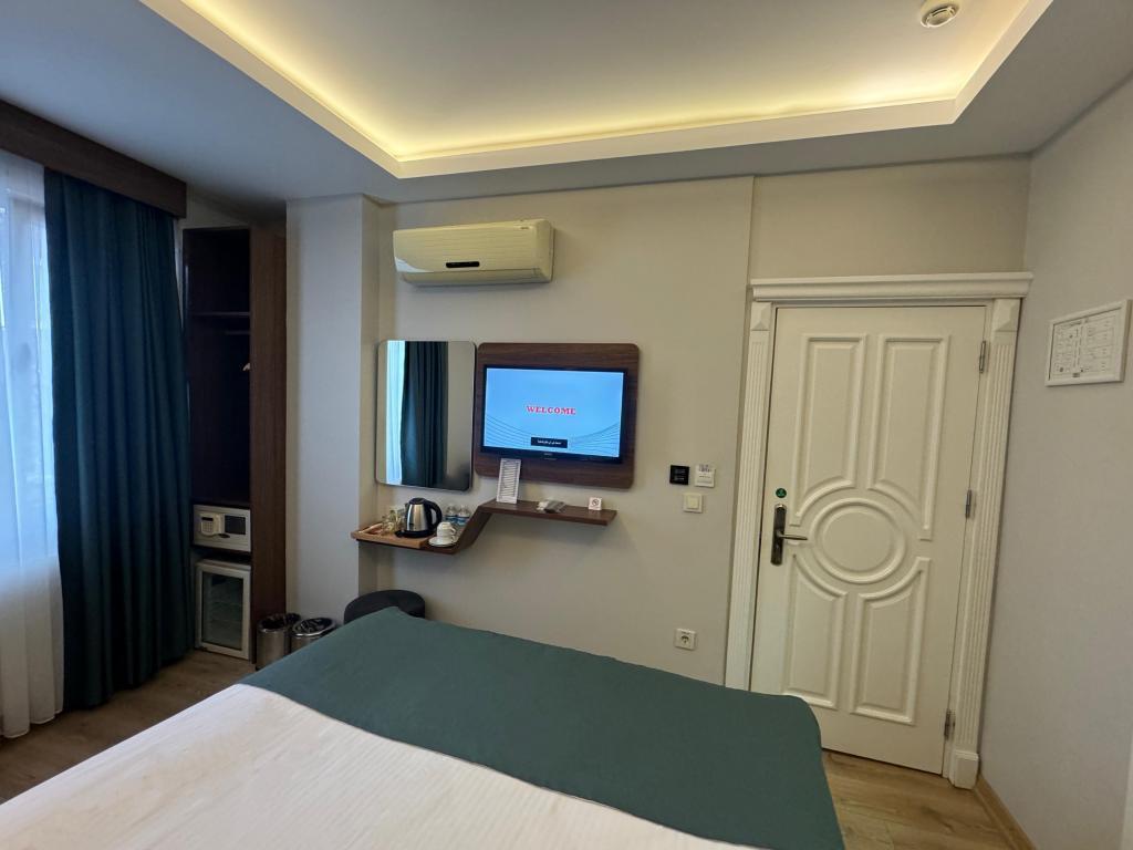 Hotel Black Tulip — 7