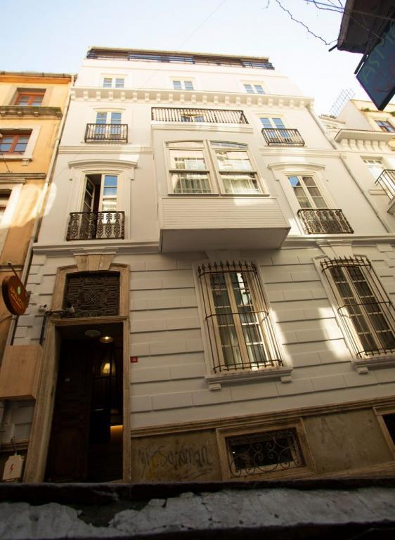 Jurnal Hotel — 5