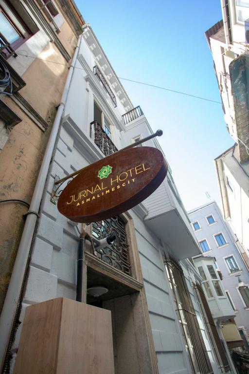 Jurnal Hotel — 6