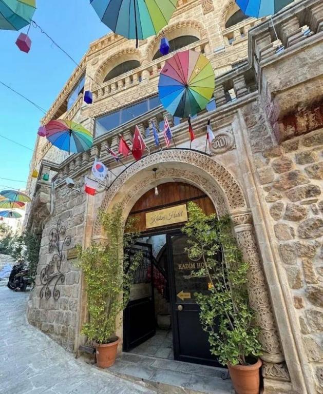 Kadim Hotel — 3