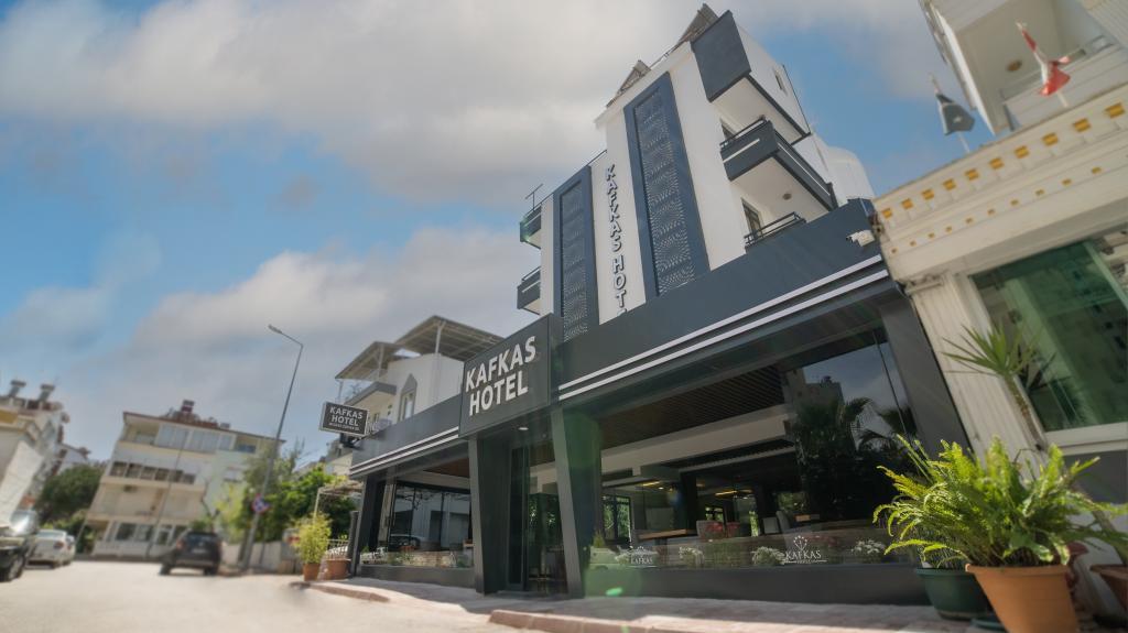Kafkas Hotel — 2
