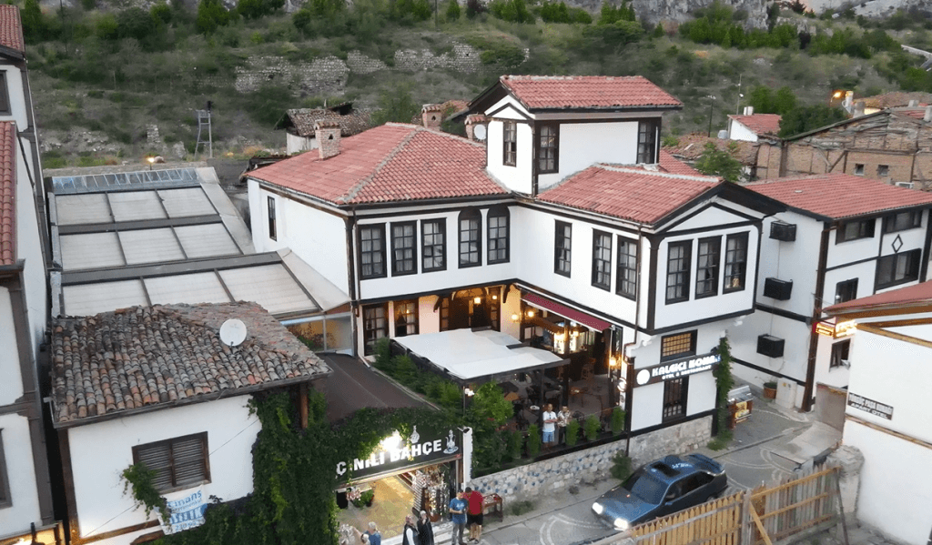 Kaleiçi Konak — 1