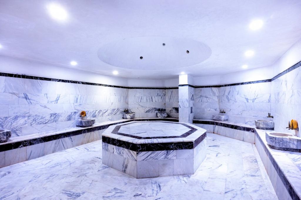 Kandelor Hotel — 9
