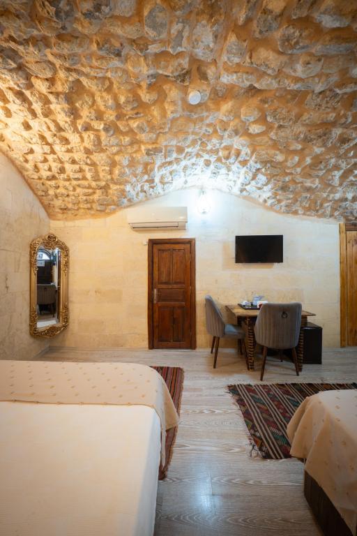 Karagül Otel — 10